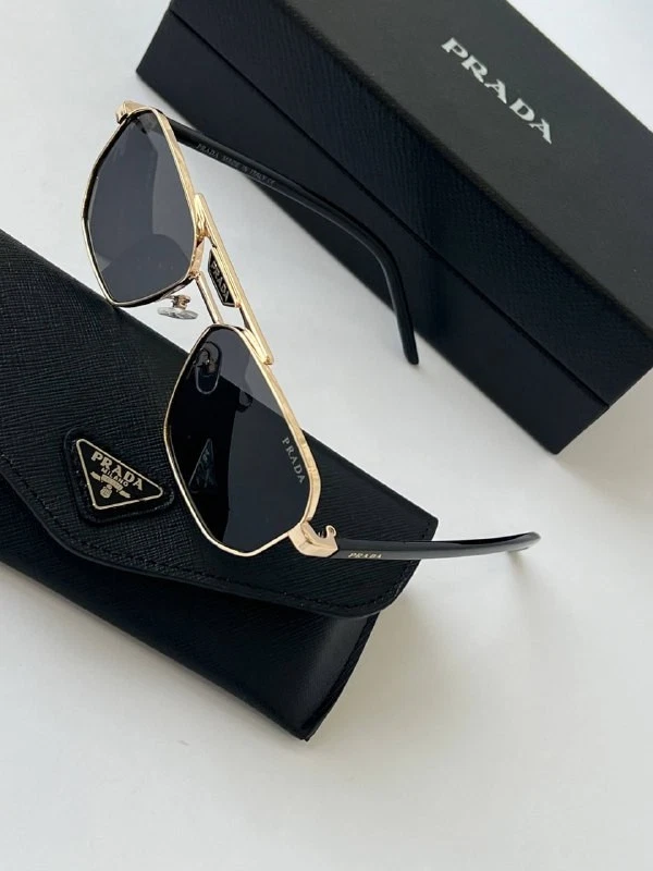 美品 PRADA プラダ サングラス SPR54T ゴールド×ブラック PRADA Gold Black Sunglasses for Women for sale | eBay