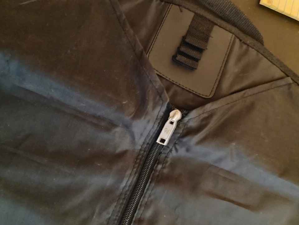 American Tourister 服装袋黑色帆布隔层随身携带 — 第 3/4 张图片