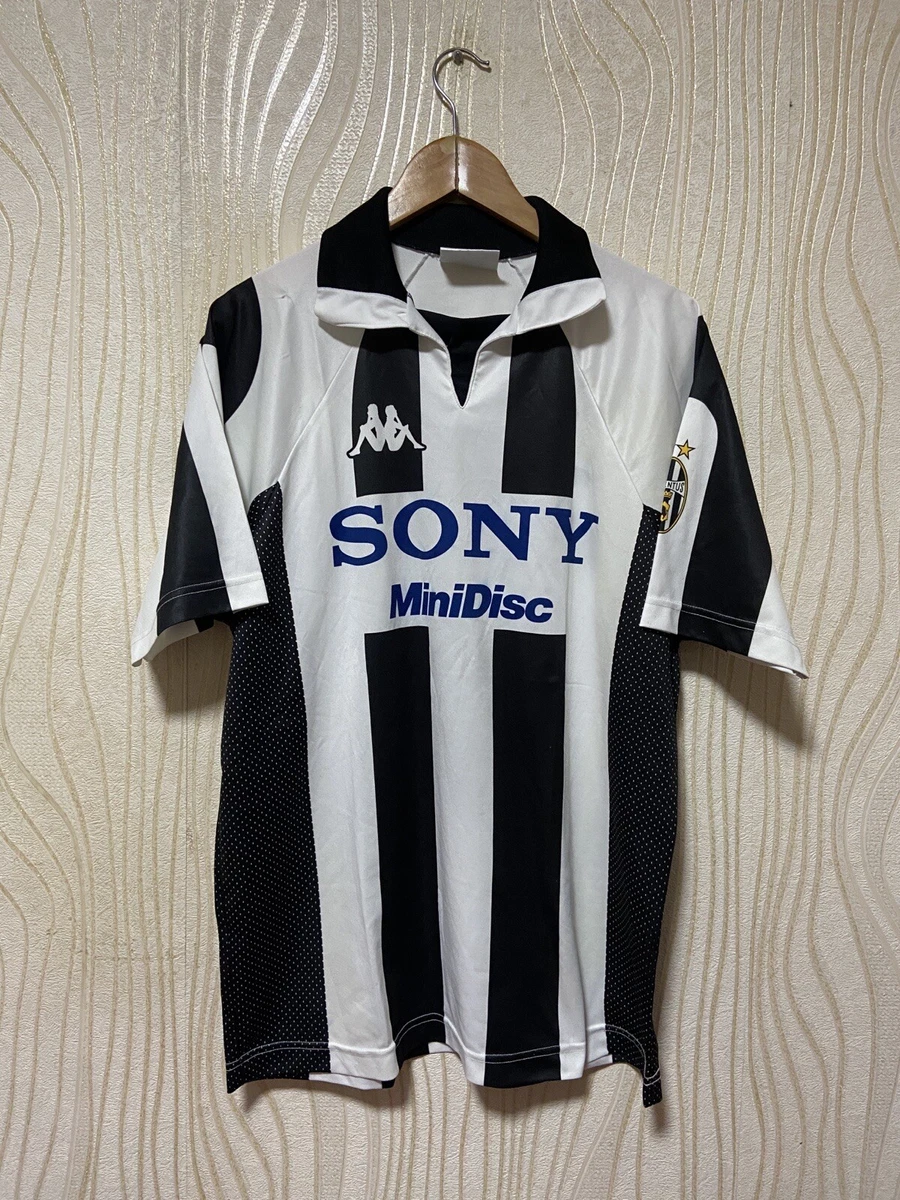 Juventus Kappa In International Club Soccer Fan Apparel