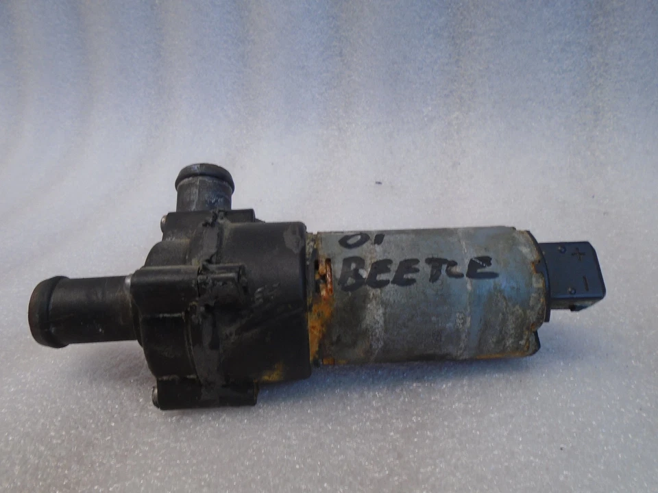 1998-2005 VOLKSWAGEN BEETLE AUXILIARY WATER COOLANT PUMP OEM DK70311 - Imagem 4 de 4