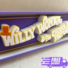 Stylish Willy Wonka Sign 22cm – Chocolate Factory Movie Logo  Decor 3D Printed