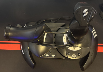 Thrustmaster T-Flight HOTAS One - Compatible w/ XBOX & PC -Flight Simulator 