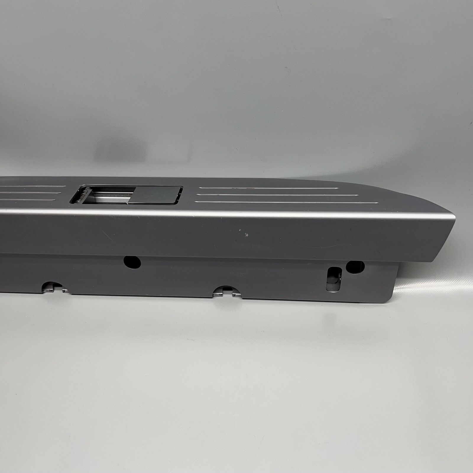 ASTON MARTIN RAPIDE TRUNK SILL SCUFF PLATE 2010 11 12 13 14 2015 AD43-42626-ADW