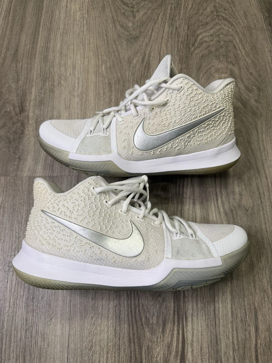 Preços baixos em Nike Kyrie 3 White | eBay