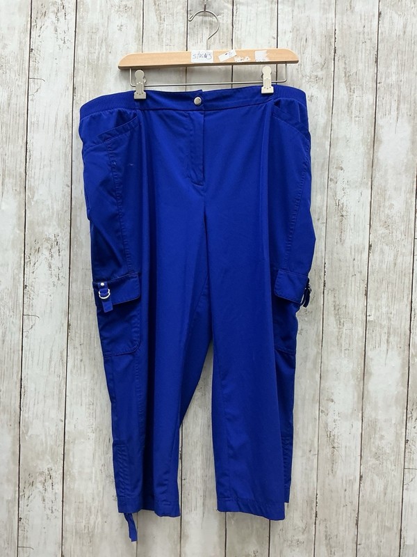 Chico's Size 3 Blue Cargo Capri Pants: Stretch Cotton Blend, Cropped Utility Fit