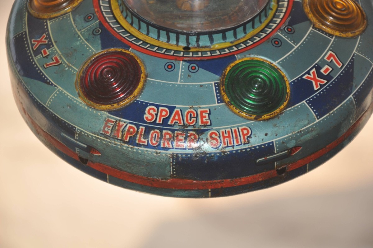 Vintage X-7 Space Explorer Ship MT Trademark Battery Litho Vintage X-7 Space Explorer Ship MT Trademark Battery Litho