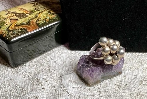 Vintage Mexico Taxco 925 Sterling Silver Grapes Cluster Leaf Ring SZ 7