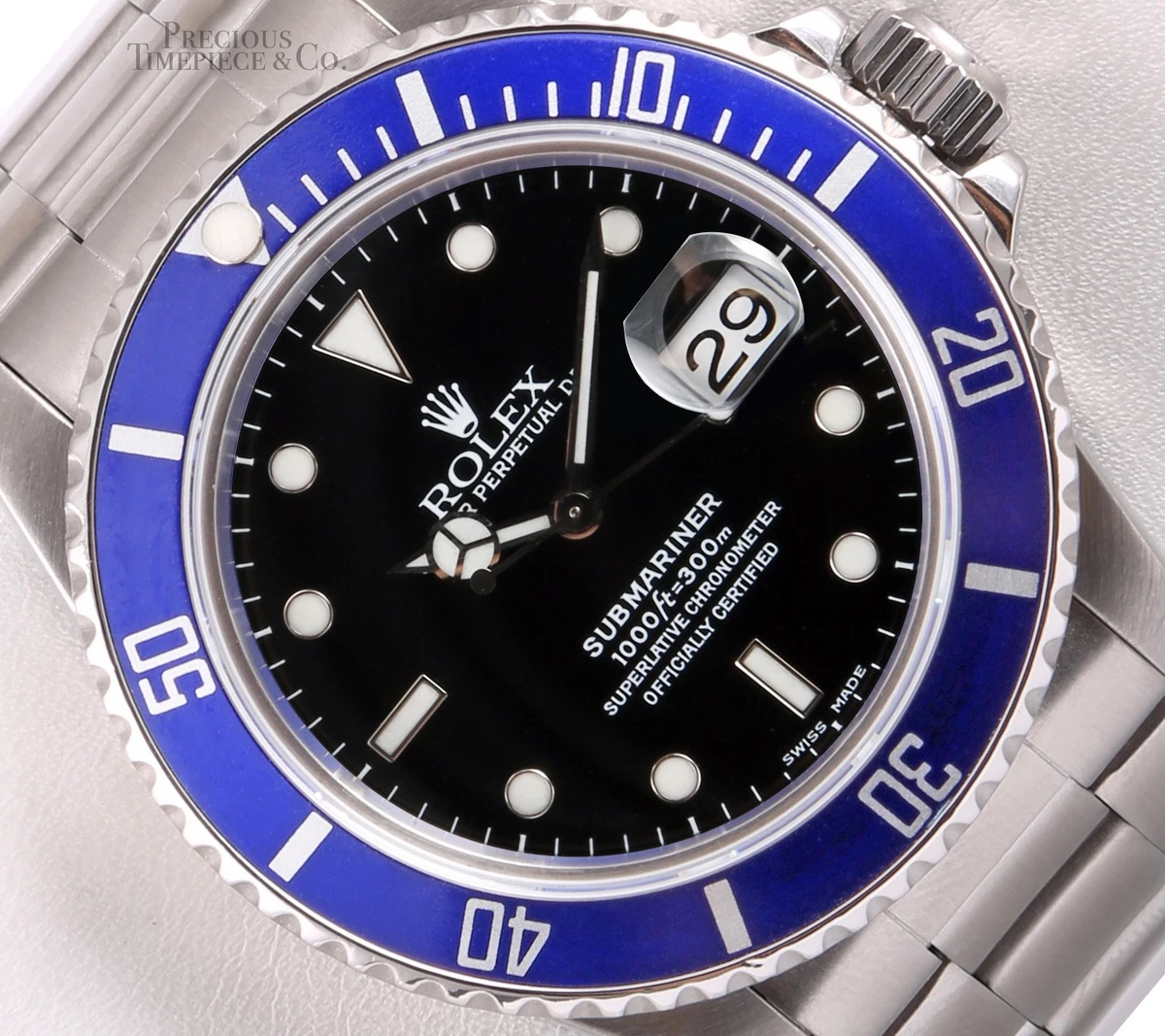 Rolex Oyster Perpetual - Submariner Date - Oystersteel - Black