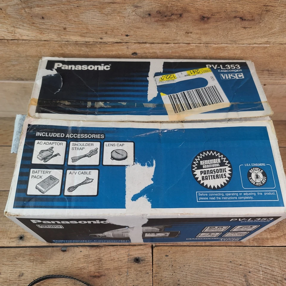 Panasonic PV-L353D VHS-C Camcorder Video Camera w/ Box & Accessories WORKS - Image 3 of 4