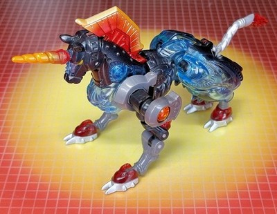 Vintage Hasbro Transformers Beast Machines Basic Class Maximal Battle Unicorn