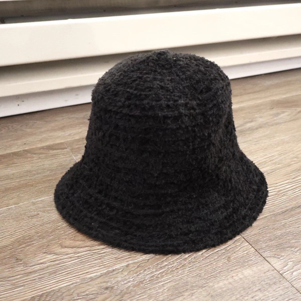 Liz Claiborne Black One Size Hats for Women for sale | eBay display picture 1