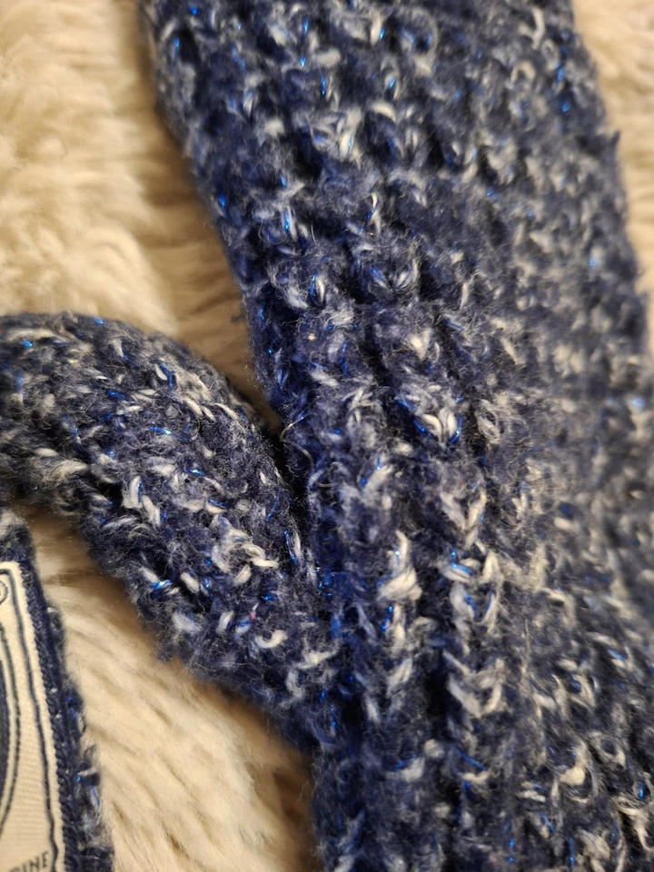 Superdry Lined Navy And White Mixed Yarn With Blue Metallic Threads Throughout - Image 4 of 4
