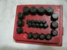 MATCO TOOLS SEx25. 25 piece screw extractor set. missing 1