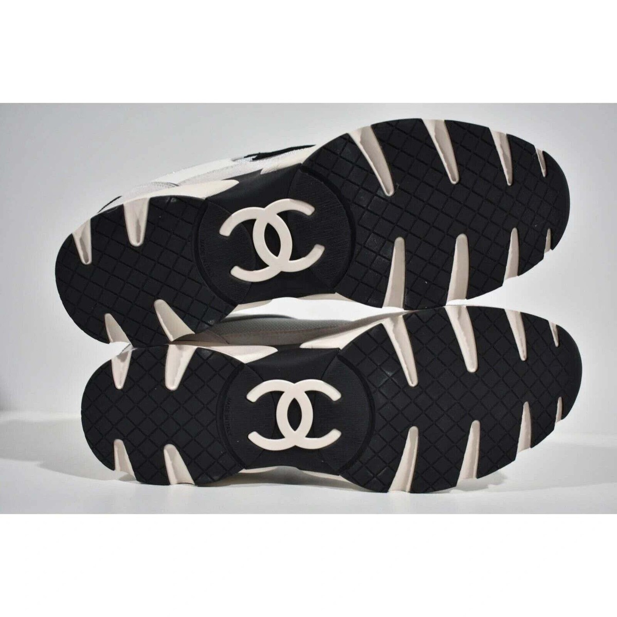 Chanel 22S Mens Silver Grey Black White CC Logo Low Top