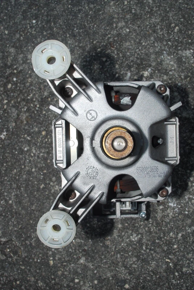 BOSCH WAE24162GB/03 WASHING MACHINE INDIVIDUAL SPARES:SEE DESCRIPTION SECTION - Image 4 of 4