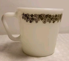 Vintage Pyrex #1410 White Cup With Green Flowers No Chips Or Cracks