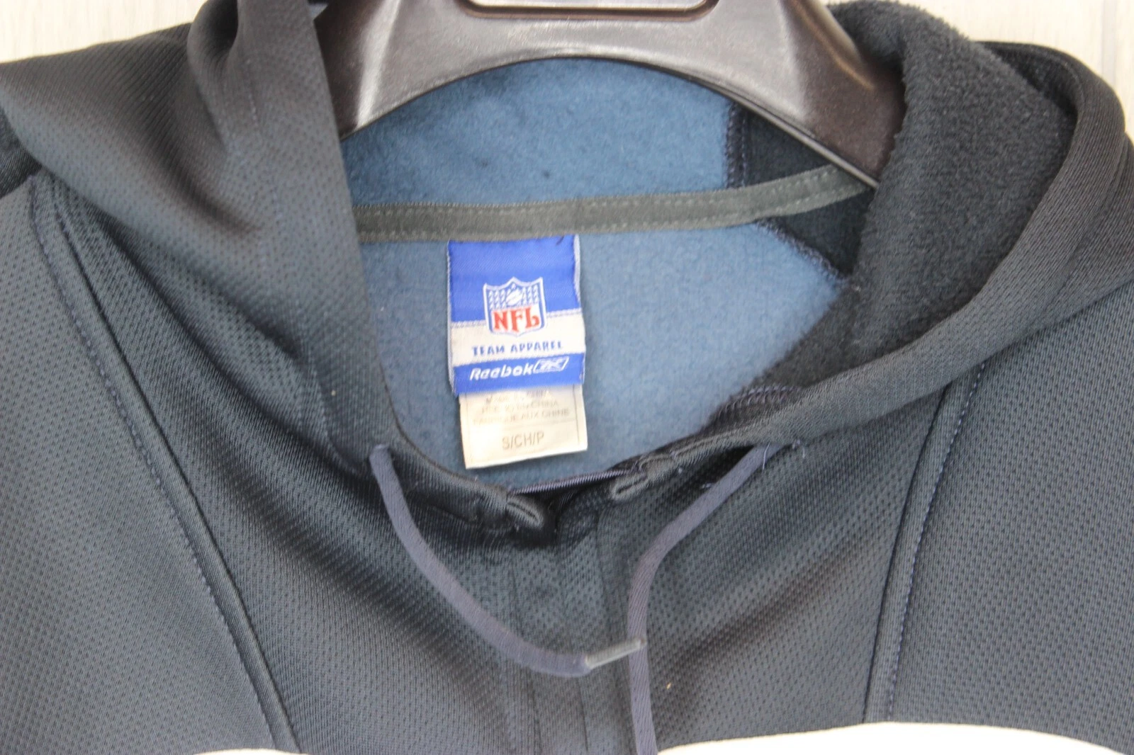 VETEMENTS Felpa con cappuccio pullover Reebok NFL uomo Seattle Seahawks logo taglia SM blu navy bianco