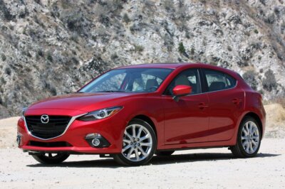 OEM Integrated Reverse Camera Viewing System for 2013-2014 Mazda 3