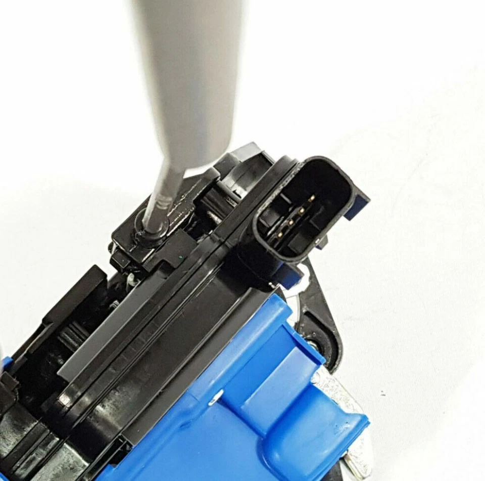 NUEVO OEM Cerradura Puerta Trasera Cierre Lado Derecho Pasajero 814211W020 para Kia Rio 12-17 Foto 3 de 4