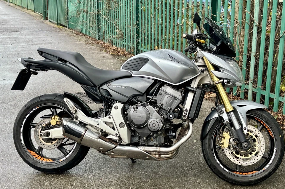 2009 Honda hornet 600 Cb 600 Service History - Lovely Bike - HPI clear - Bargain - Image 3 of 4