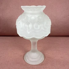Vintage LE Smith Moon & Star Tea Candle Fairy Lamp Frosted White Glass Courting