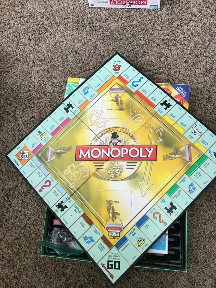 Monopoly Championship Edition with speed die - Image 2 of 2