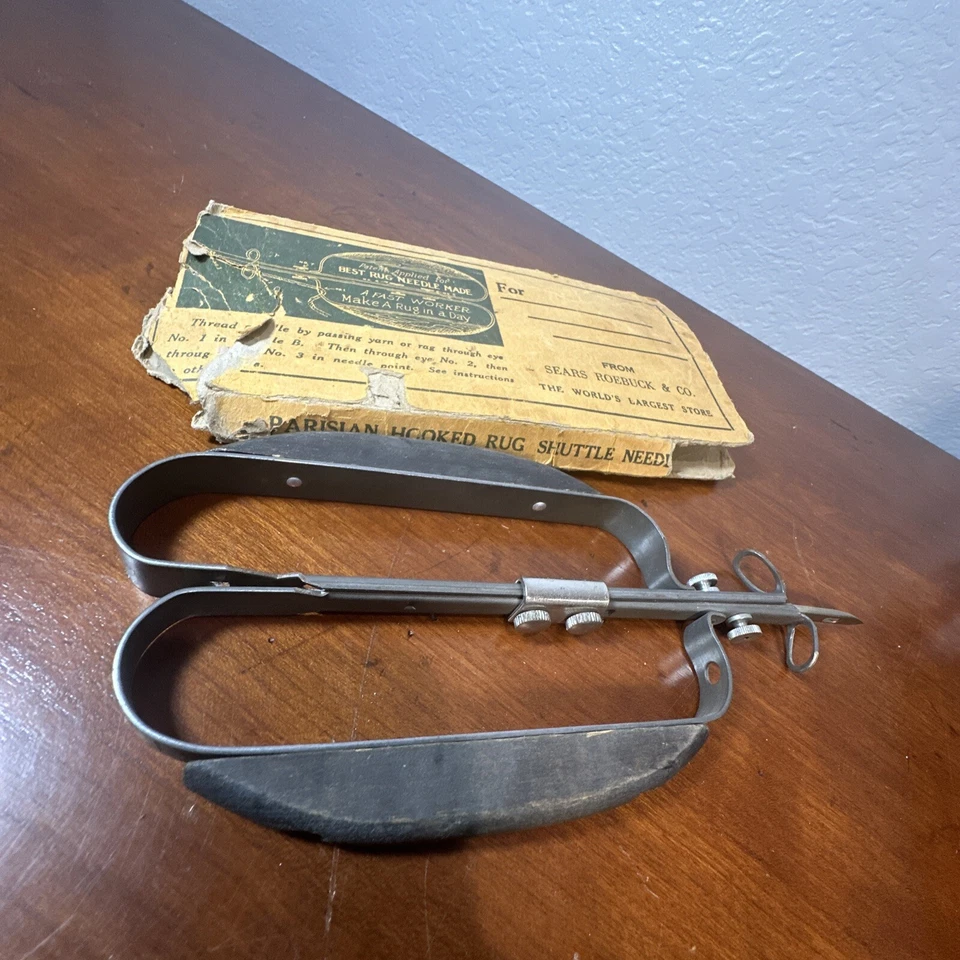 Vtg Sears Roebuck Best Rug Needle Made Original Box Parisian Hooked Rug Shuttle - Image 3 of 4