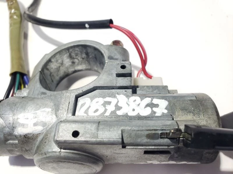 Interruptor de encendido con llave Nissan Pathfinder 1987 1988 1989 OEM Foto 3 de 4