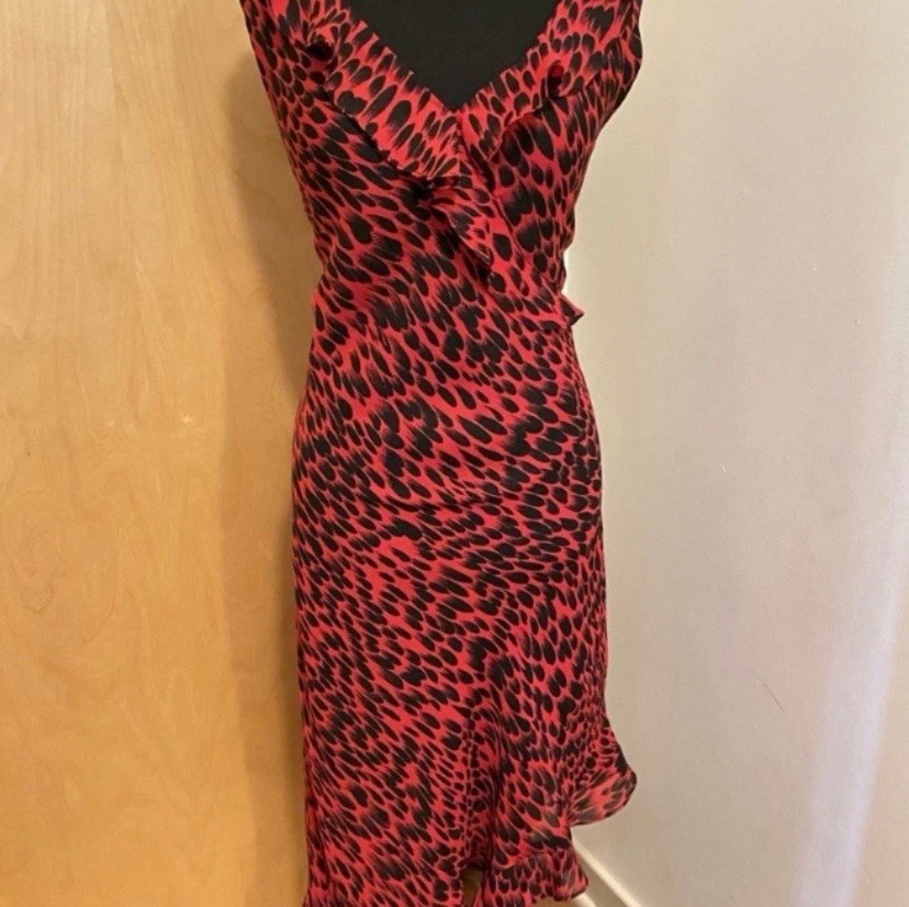 Vestido DR Donna Rocco Rojo Negro Cuello en V Sin Mangas Talla 14 Dobladillo Asimétrico Foto 3 de 4