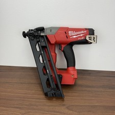 Milwaukee Fuel 18V 16 Gauge Angled Finish Second Fix Nailer -Bare Unit (inc VAT)
