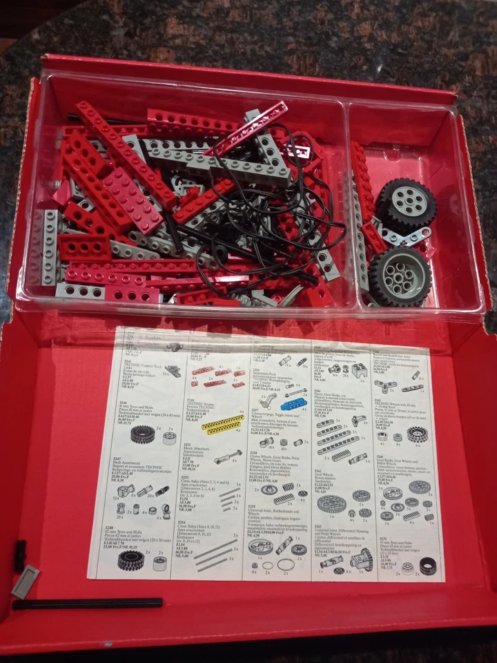 LEGO Technic 8064 Motorized Universal Building Set, photo 1 of 5