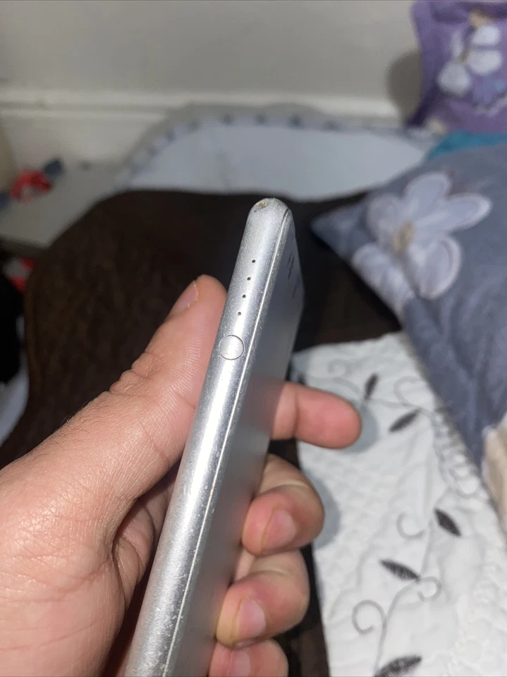 NEW Mophie Powerstation Plus 3x SILVER 5000mAh Battery Charger  iPhone iPad iPod - Image 3 of 4