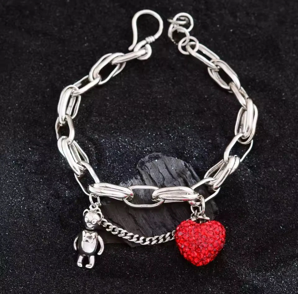 Dickes Armband Silberner Metall - Erdbeere Charms- Damen Schmuck 🍓 - Bild 4 von 4