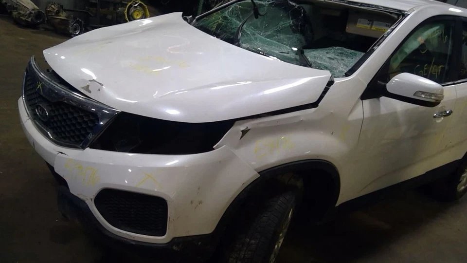 (LOCAL PICKUP ONLY) Fuel Tank Fits 11-13 SORENTO 4239022 Foto 2 de 4