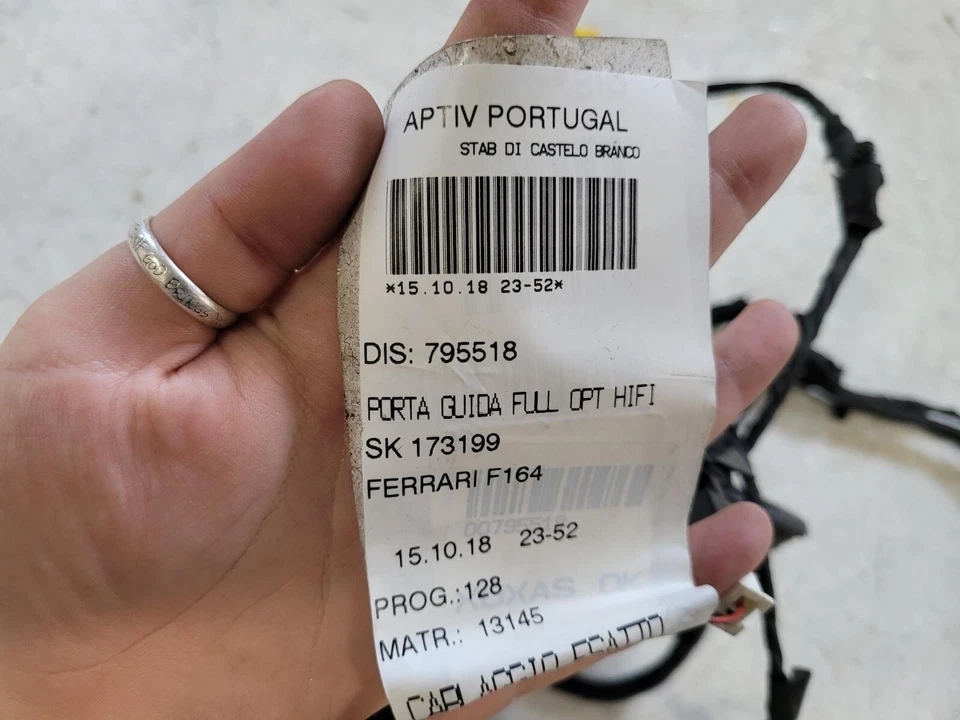 2017-2020 Ferrari Portofino OEM LEFT DRIVER DOOR WIRING HARNESS; PART# 795518 Foto 2 de 4