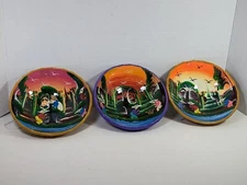 3 Piece Vintage Mexican Folk Earthenware 3 Footed Wall Art Handmade (GOOD COND.)