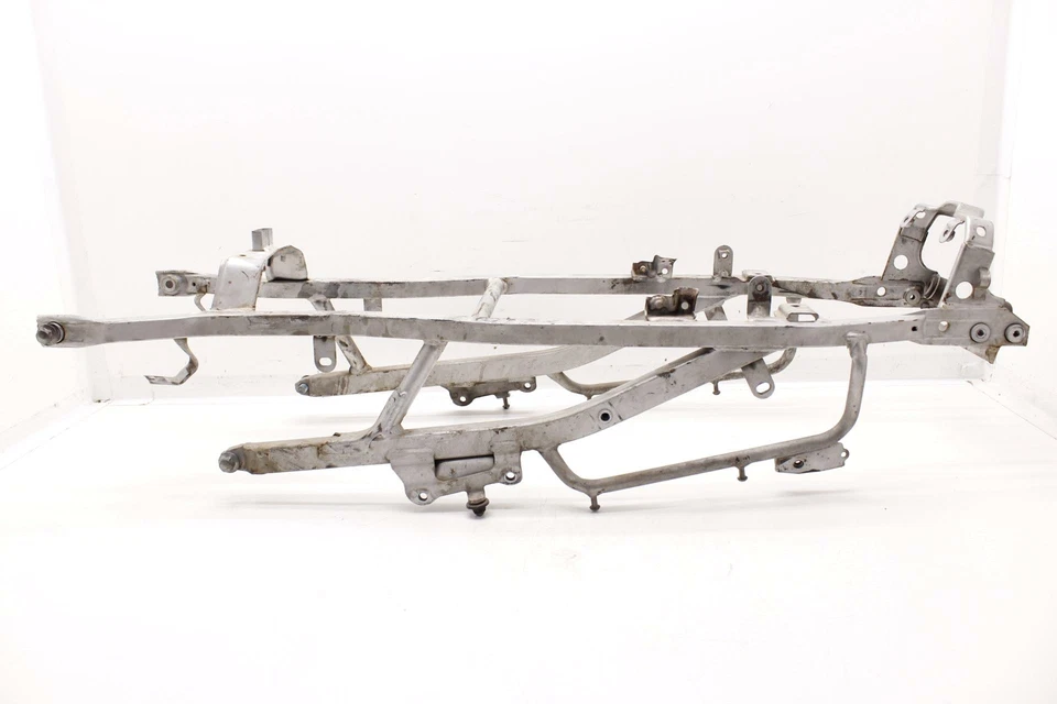 87 YAMAHA FZR1000 OEM SUBCHASIS TRASERO TRASERO TRASERO SUBMARCO R9 Foto 2 de 4