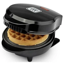 Toastmaster 4" Mini Belgian Waffle Maker TM-46WMKL  BRAND NEW, See Description