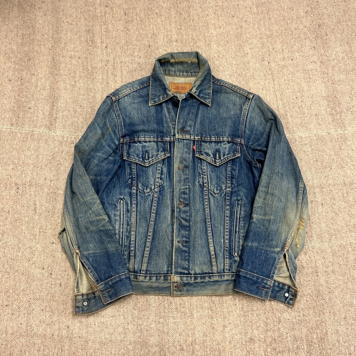 Vintage Levi’s denim jacket 70506 Vintage Levi's 70506 Denim Jacket Small 1980s Alice Cooper