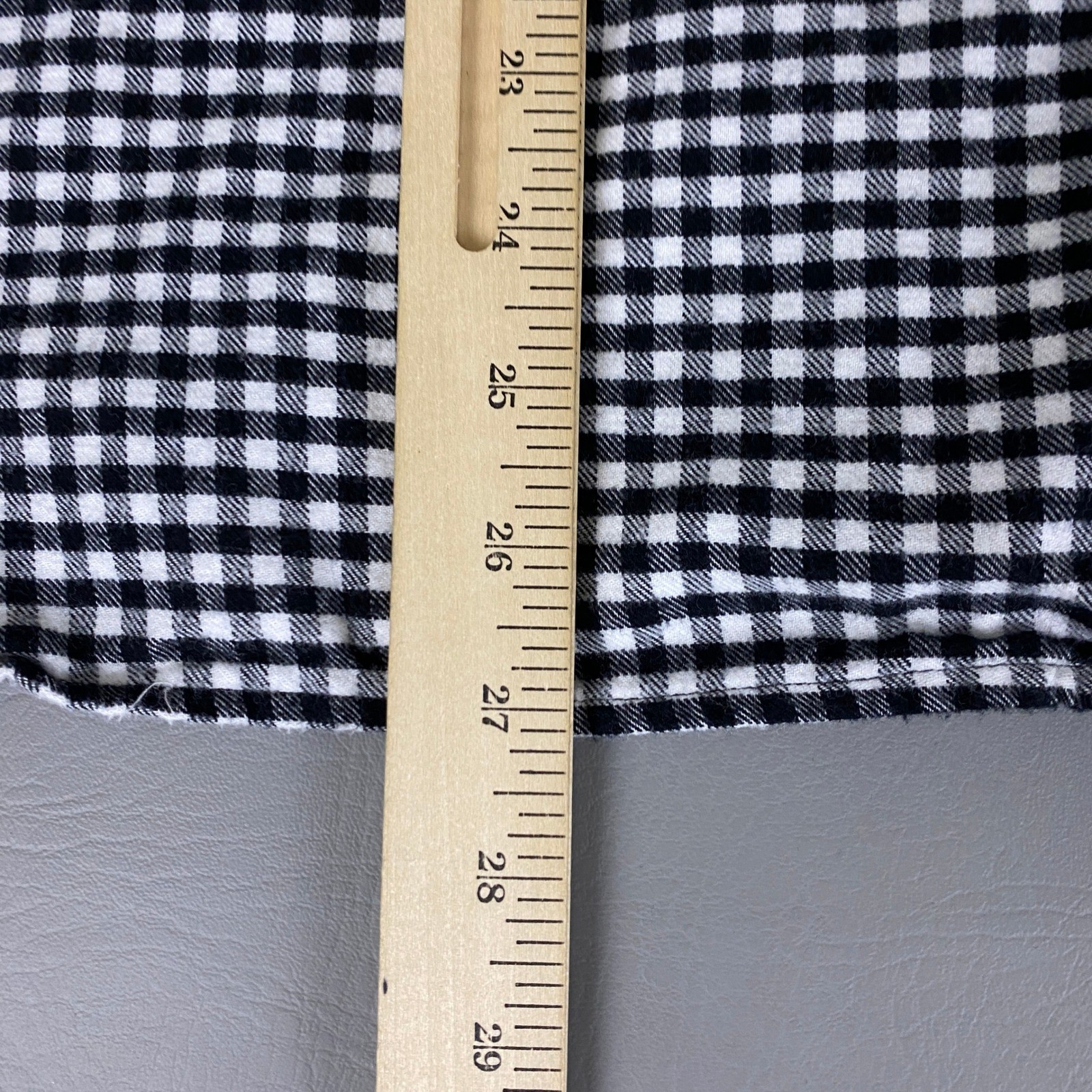 Amazon Essentials Flannel Button Down Shirt Women… - image 11