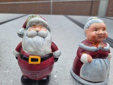 Vintage Christmas Salt And Pepper Shakers Of Santa And Mrs Claus From 2004
