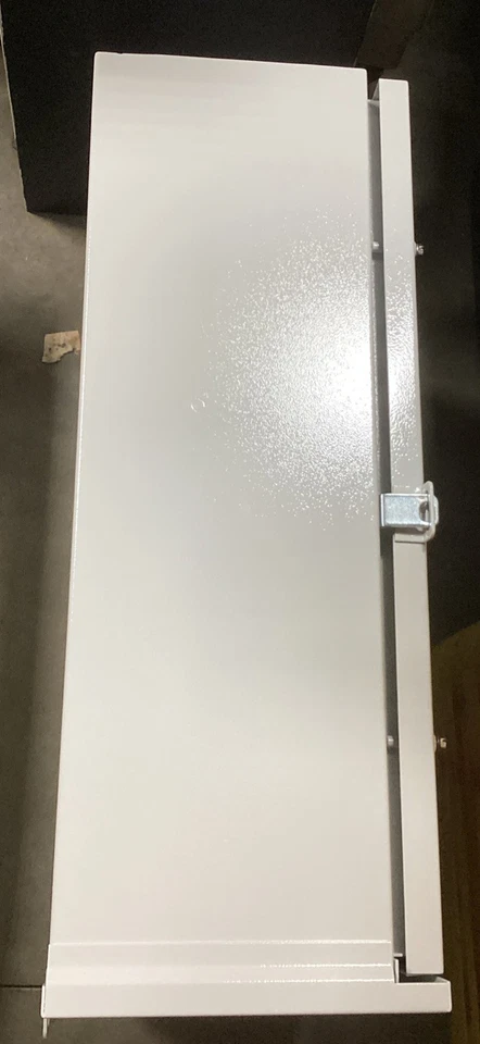 NUEVO Hoffman A30R2410HCR 30”x 24”x 10” gabinete de control de montaje en pared con bisagras Foto 4 de 4