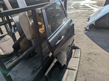 (LOCAL PICKUP ONLY) Passenger Right Rear Side Door Fits 12-19 EVOQUE 822799