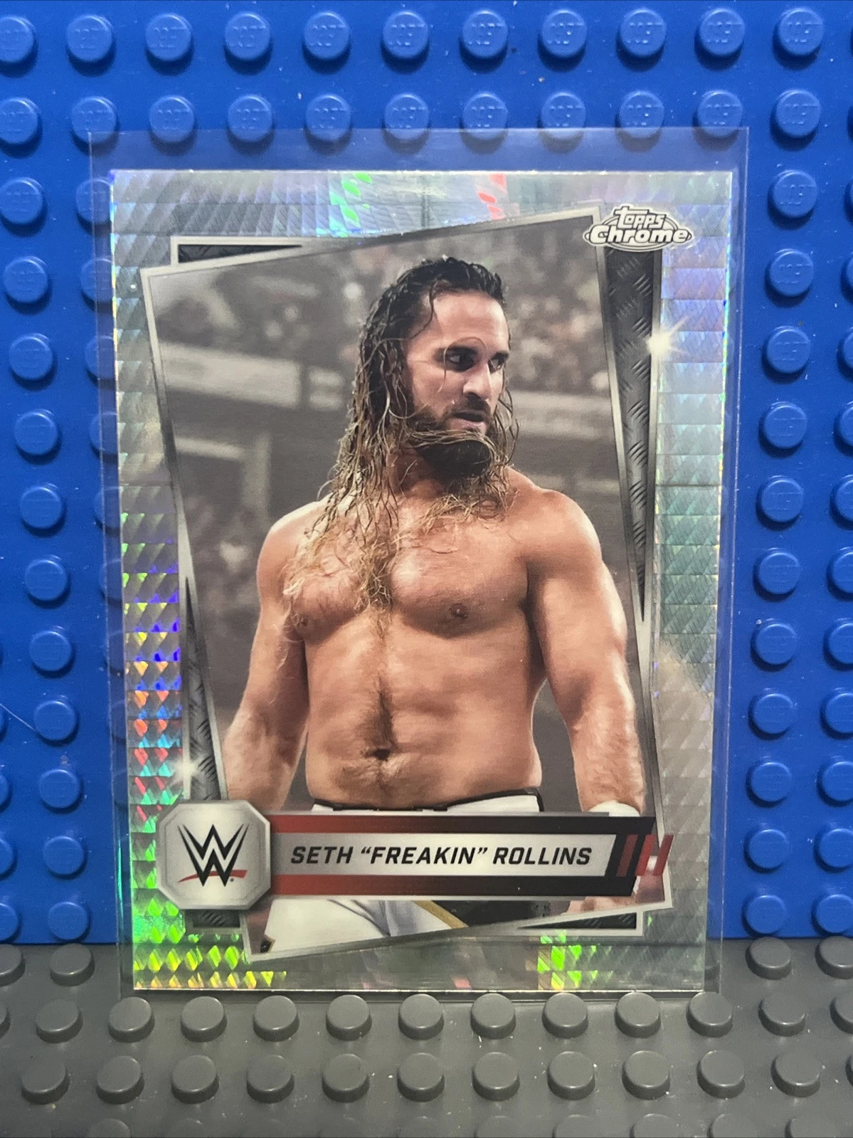 2025 Topps Chrome WWE - Seth “Freakin” Rollins - Prism Refractor #5 - NM!