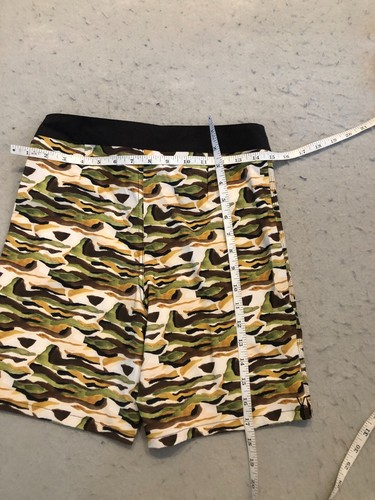 Vans Boardshorts Boy's Medium (26/12) New The Daily Print Camo 16.5" Swimwear - Picture 4 of 4