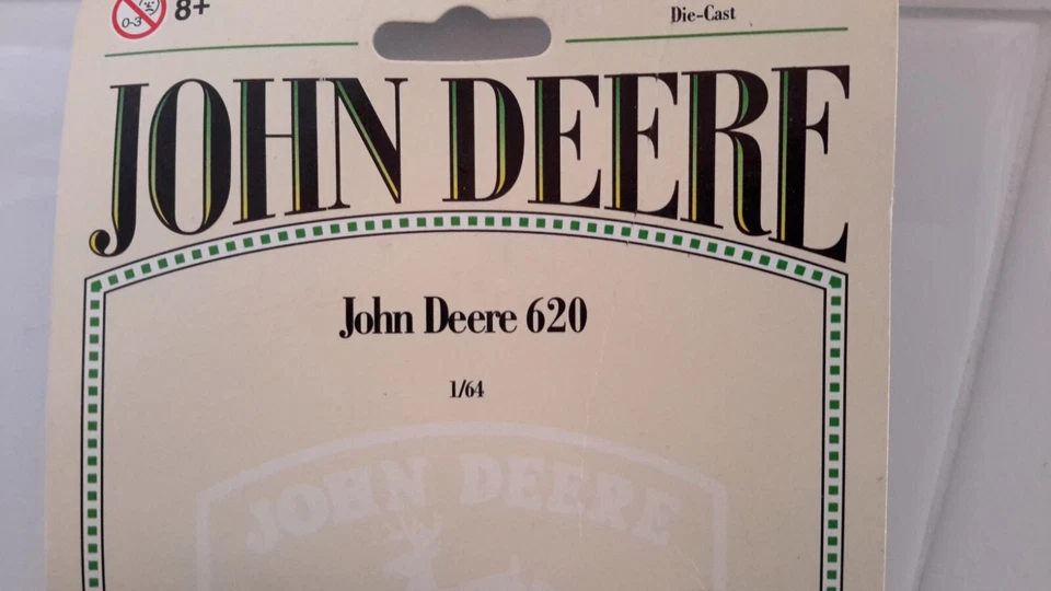 Vintage 1999 ERTL John Deere 620 Tractor 1:64 Scale Diecast Toy NIP - Image 3 of 4