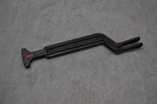 Original VW Passat 3B Entriegelung Motorhaube Stange Entriegelung 3B0823593C