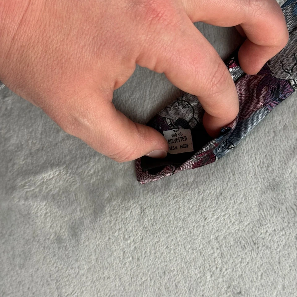 Gravata Looney Tunes Tasmanian Devil Allover impressão abstrata EUA 3,5"x57" novidade Taz - Imagem 4 de 4