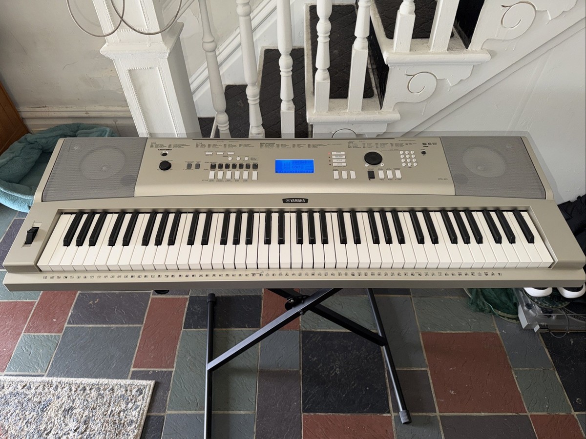 Yamaha Ypg-235 76 Key Portable Grand Digital Piano Keyboard 