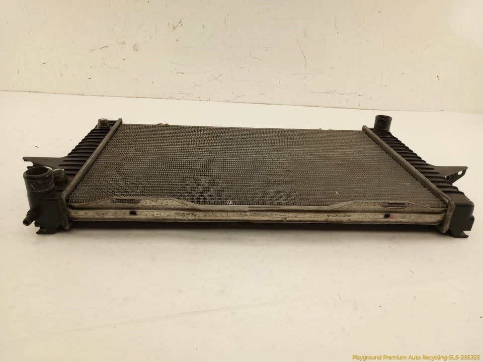 Volvo 850 Engine Cooling Radiator 2.5L 5 Cylinder Fits 1993 1994 1995 1996 1997 - Image 4 of 4